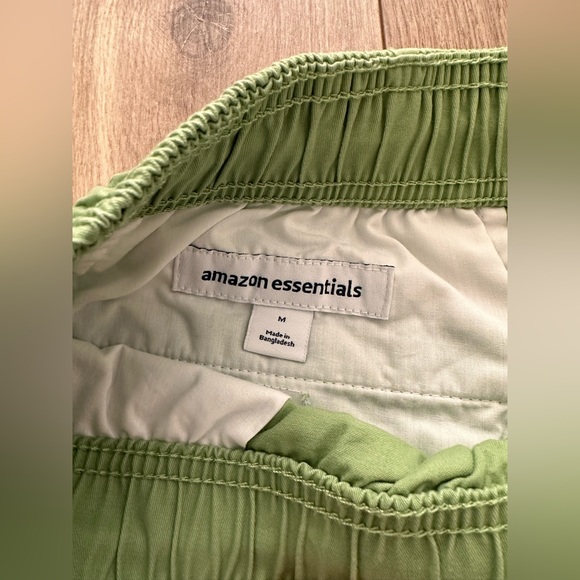 Amazon Essentials Men's Standard 7" Drawstring Walk Short - Picture 3 of 3